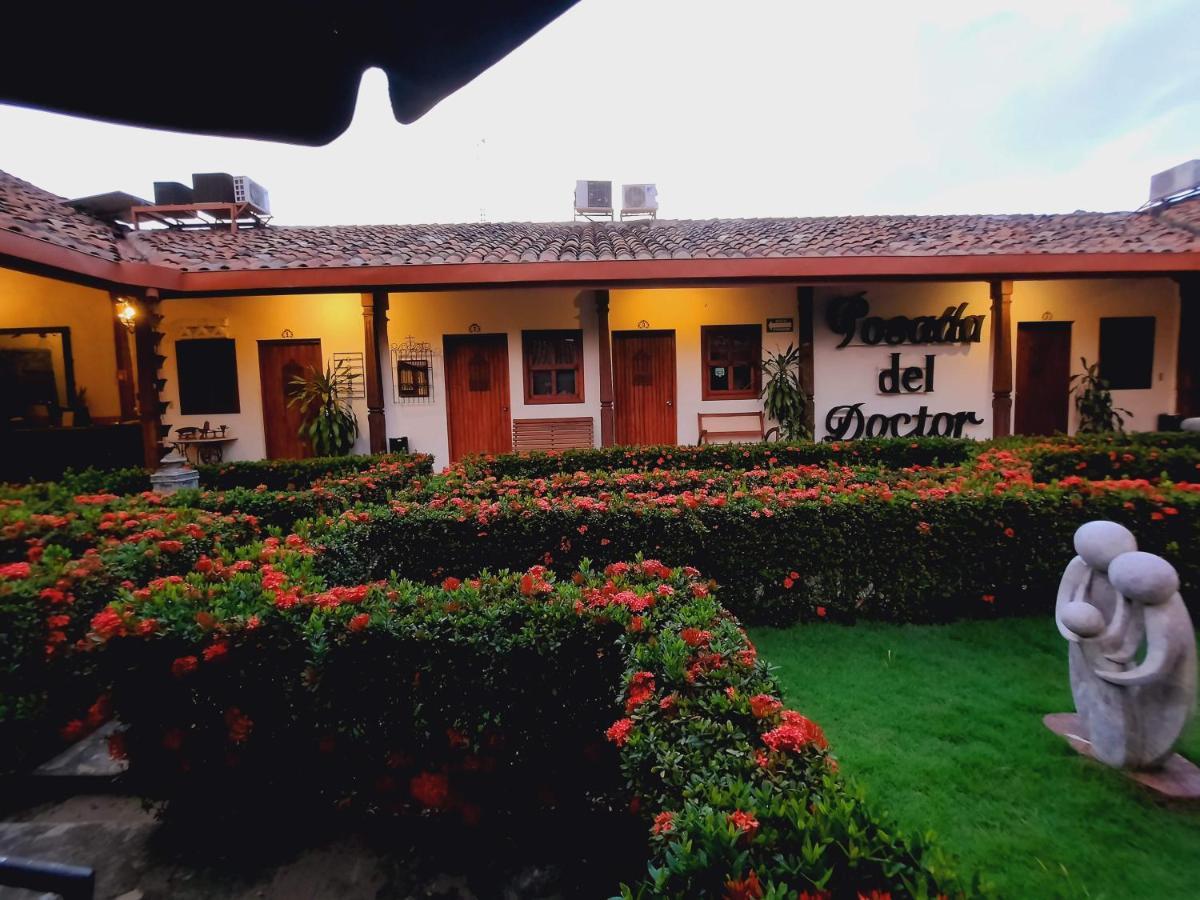 Hotel La Posada Del Doctor Leon Bagian luar foto