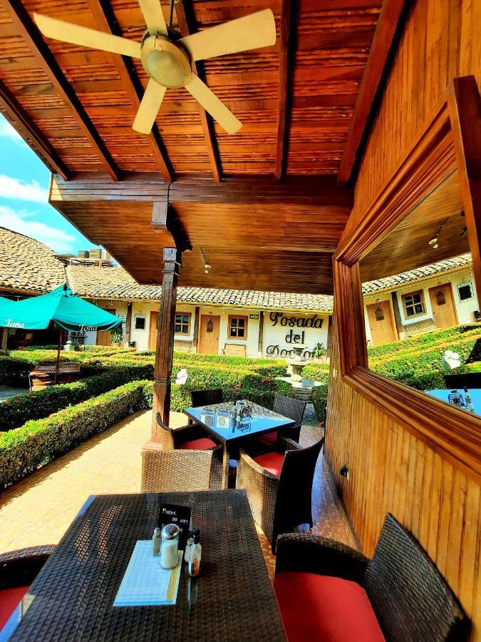 Hotel La Posada Del Doctor Leon Bagian luar foto