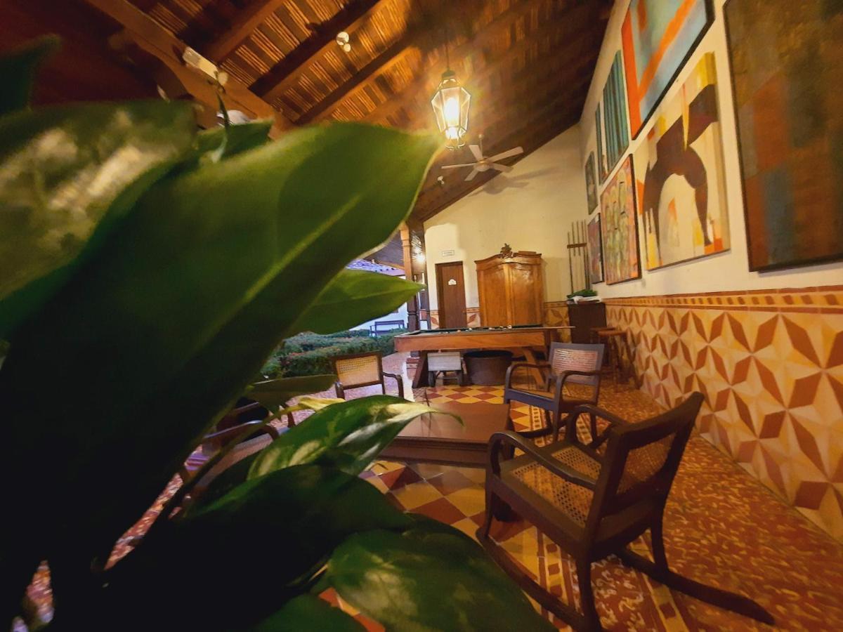 Hotel La Posada Del Doctor Leon Bagian luar foto