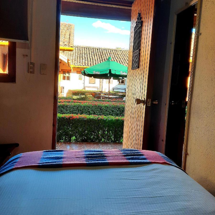 Hotel La Posada Del Doctor Leon Bagian luar foto