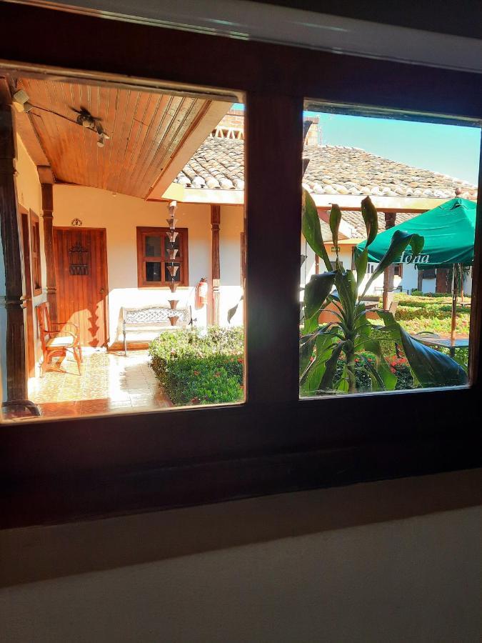 Hotel La Posada Del Doctor Leon Bagian luar foto