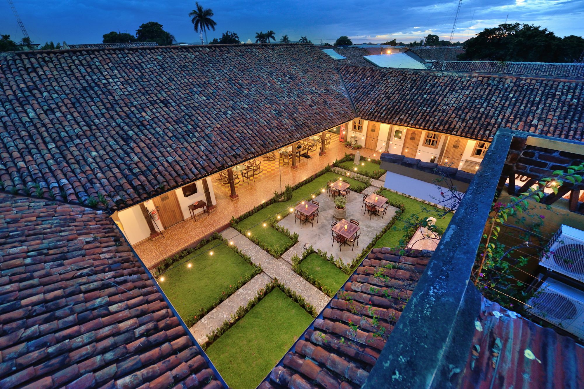 Hotel La Posada Del Doctor Leon Bagian luar foto